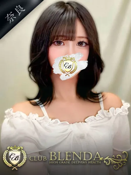 四葉みみ