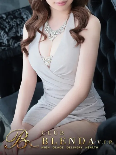 華宮アンナ
