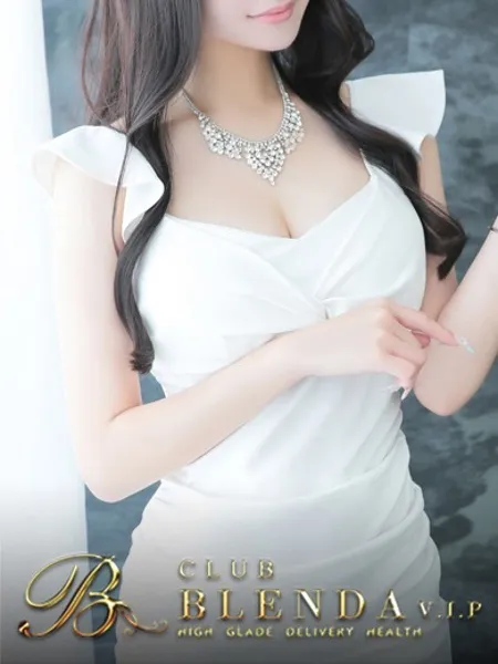 夏目キヨカ
