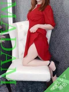 月乃たまき/48歳 - (クール)