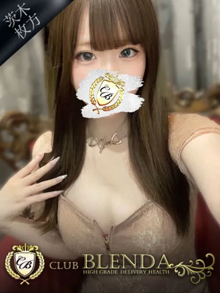 夢乃ララ