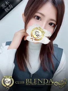 美波 まゆ