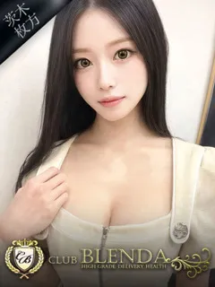 初恋　かれん/22歳 - (クラブ ブレンダ)
