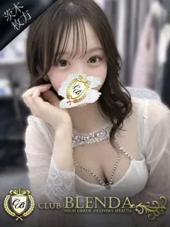 夜桜　みく/21歳 - (クラブ ブレンダ)