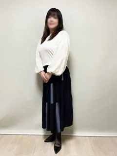 さな/52歳 - (熟女総本店 - ユニバーサルシティ人妻デリヘル)