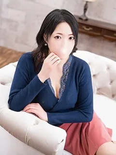 綾名(あやな)の紹介写真