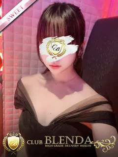 白川りら/25歳 - (ブレンダ)