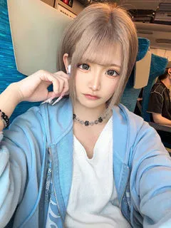 さじゅな/22歳 - (ガチカワイイ)