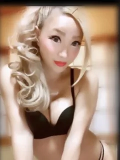 NH痴女・釜崎あゆの紹介写真