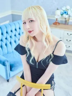 NH痴女・風間メルの紹介写真