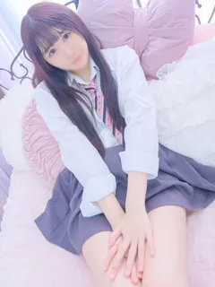 みん/19歳 - (E+アイドルスクール 新宿店 - 鶴川ギャルデリヘル)