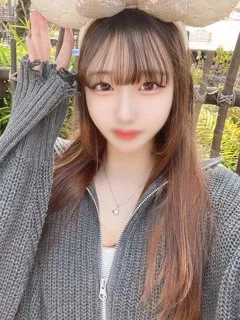 あも/19歳 - (E+アイドルスクール 新宿店)