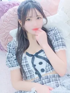 りぃ/19歳 - (E+アイドルスクール 新宿店)
