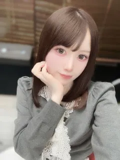 みれい/20歳 - (E+アイドルスクール 新宿店)