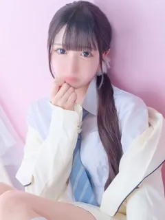 なの/19歳 - (E+アイドルスクール 新宿店)