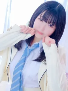 いろは/19歳 - (E+アイドルスクール 新宿店)