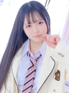 かれん/20歳 - (E+アイドルスクール 新宿店)