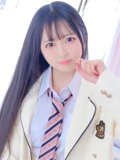 かれん/20歳 - (E+アイドルスクール 新宿店)