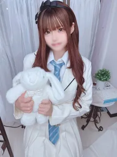 ひなり/18歳 - (E+アイドルスクール 新宿店)