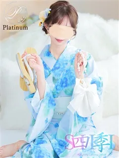 月乃しずくの紹介写真