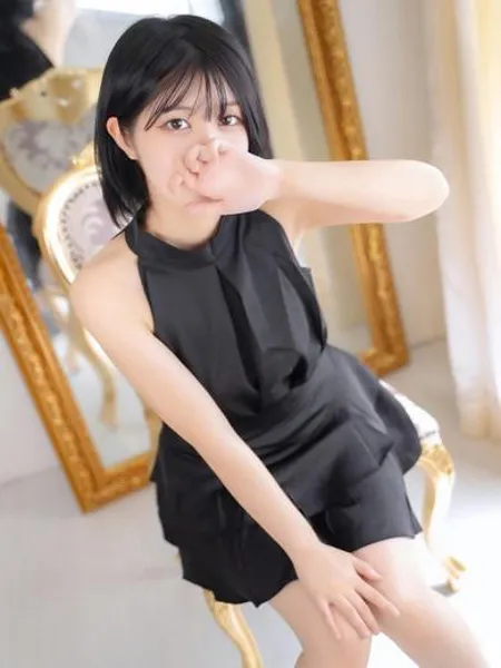 にこ