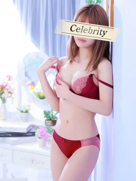 みあ