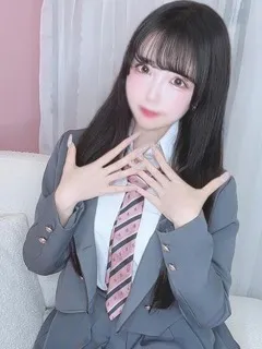 あいら/20歳 - (E+アイドルスクール)